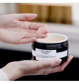 Der pflegende und restrukturierende Balsam für Längen und Spitzen Der pflegende und restrukturierende Balsam für Längen und Spitzen